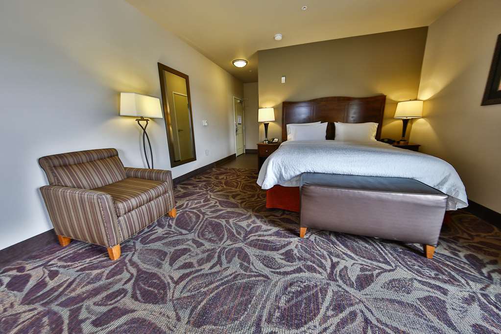 Hampton Inn Seattle/Everett Downtown Δωμάτιο φωτογραφία