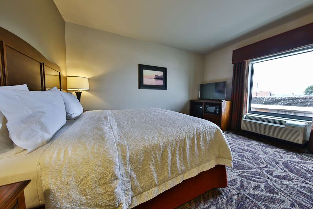 Hampton Inn Seattle/Everett Downtown Δωμάτιο φωτογραφία
